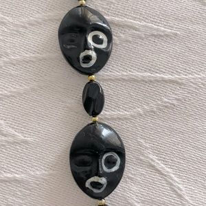 Ethnic necklace with earrings